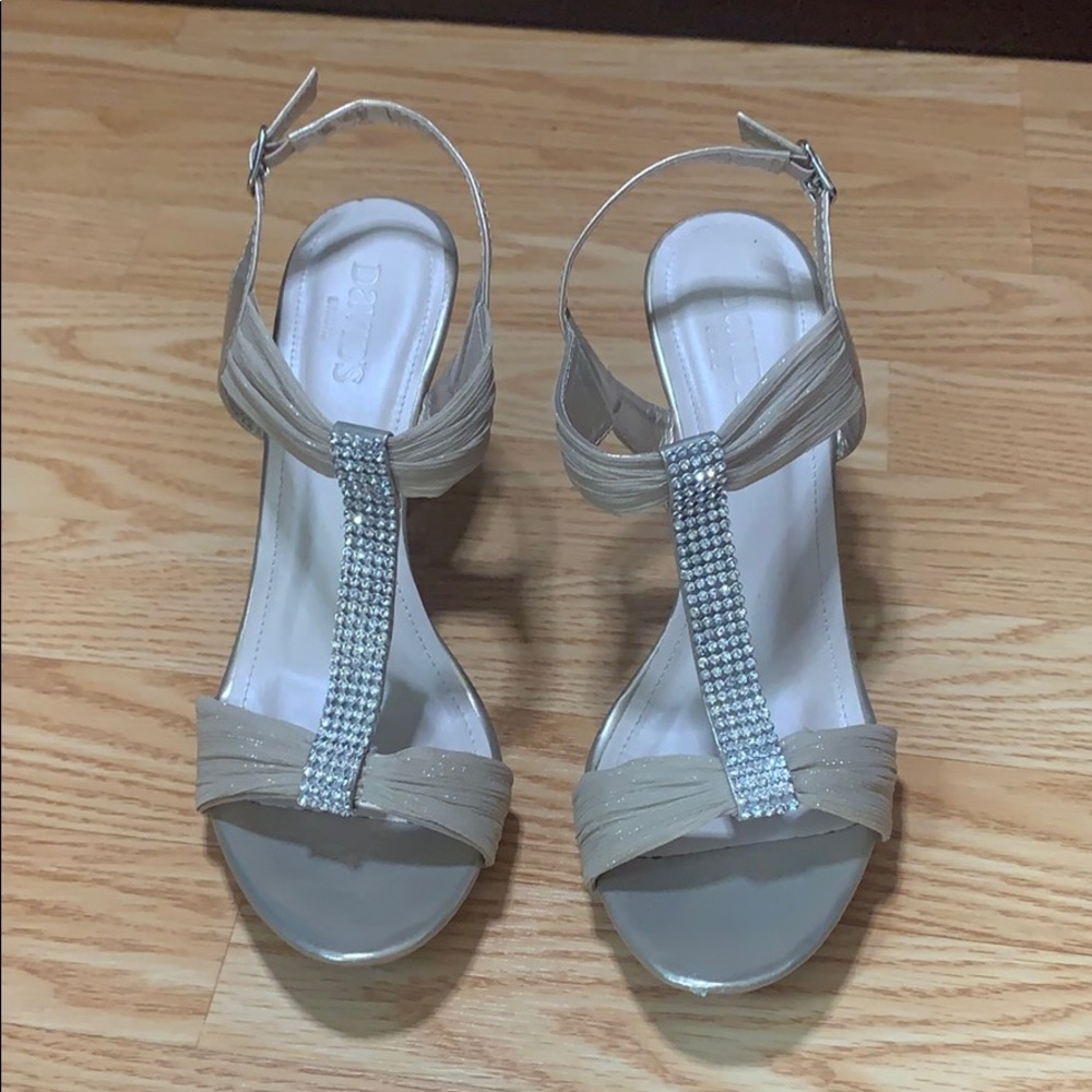 David’s Bridal Wedding Heels / Party Pumps